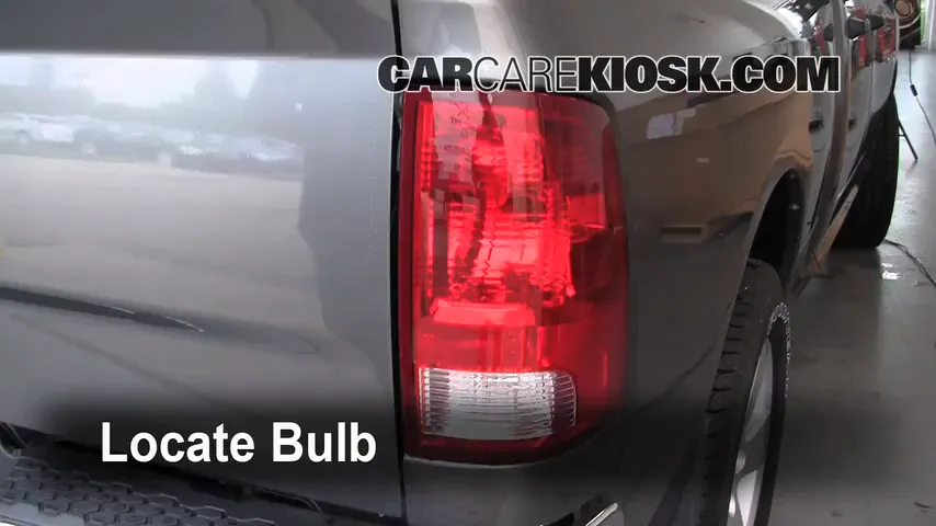 2009 Dodge Ram 1500 SLT 5.7L V8 Crew Cab Pickup (4 Door) Lights Tail Light (replace bulb)